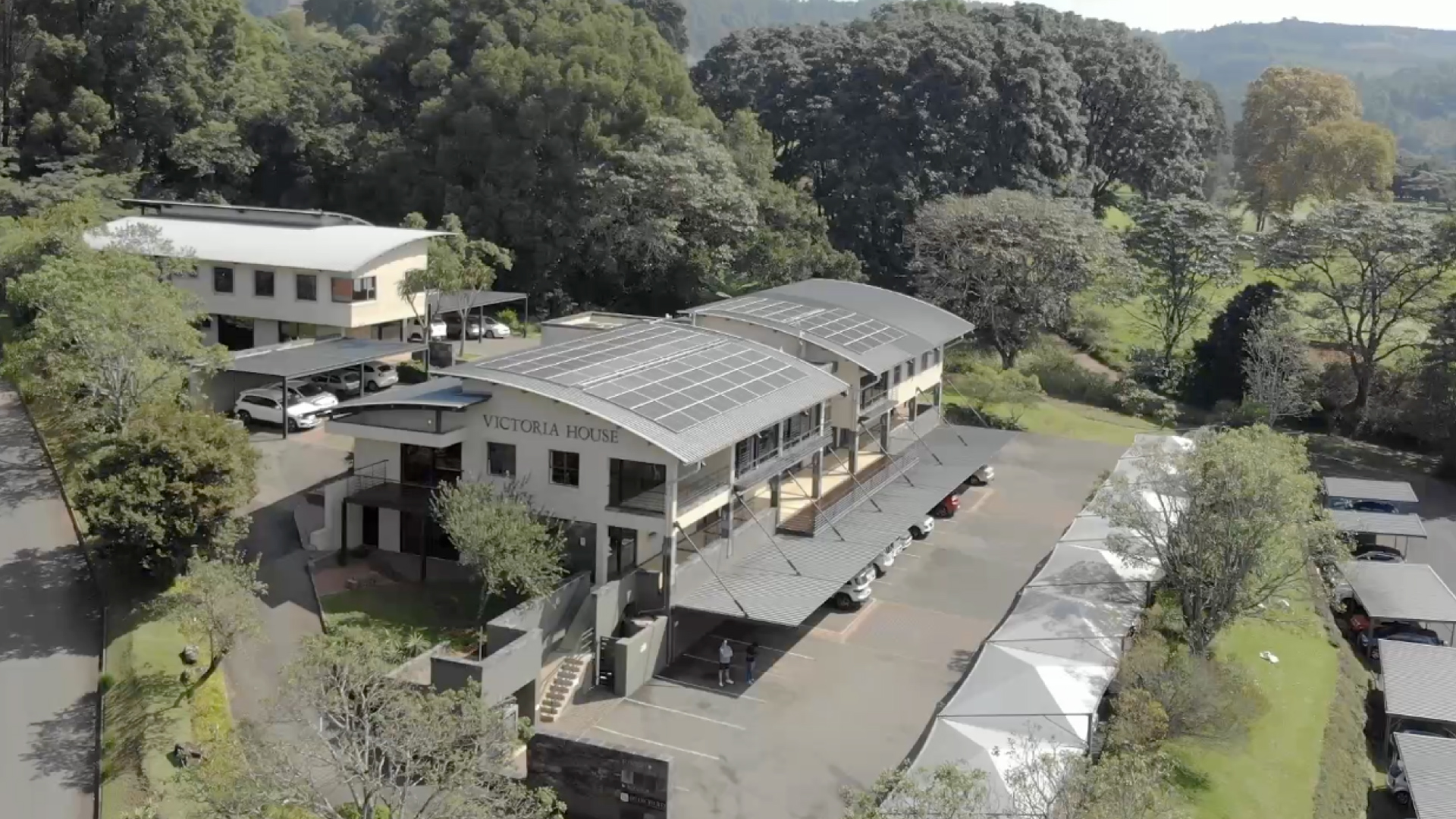 sunbird-solar-victoria-house-48kw-Grid-Tied-&-Generator-Integrated-Solar-System